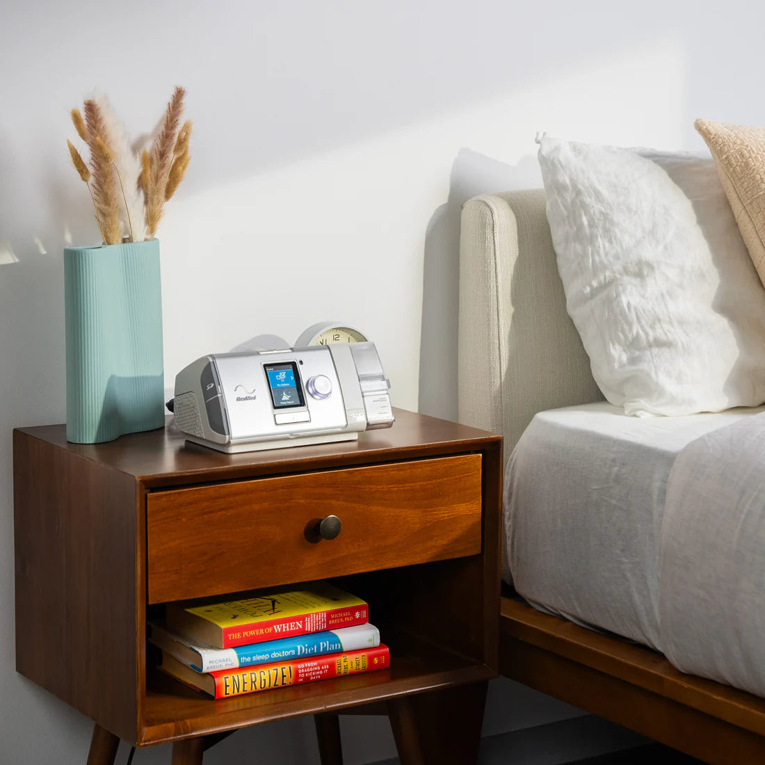 BiPAP Auto device for obstructive sleep apnea with fixed pressure support